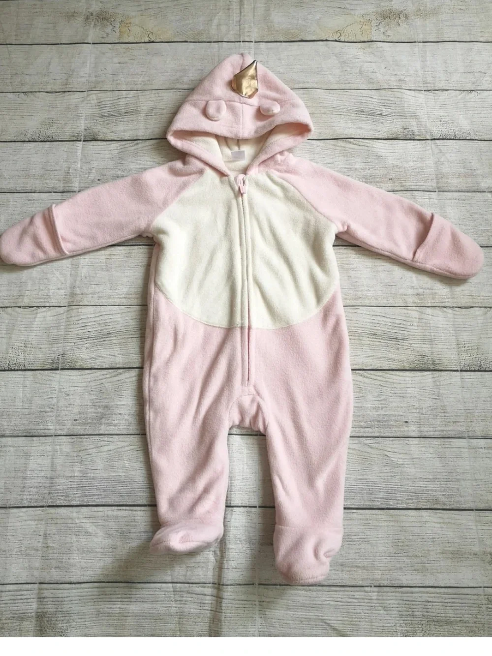 Uniqlo soft light